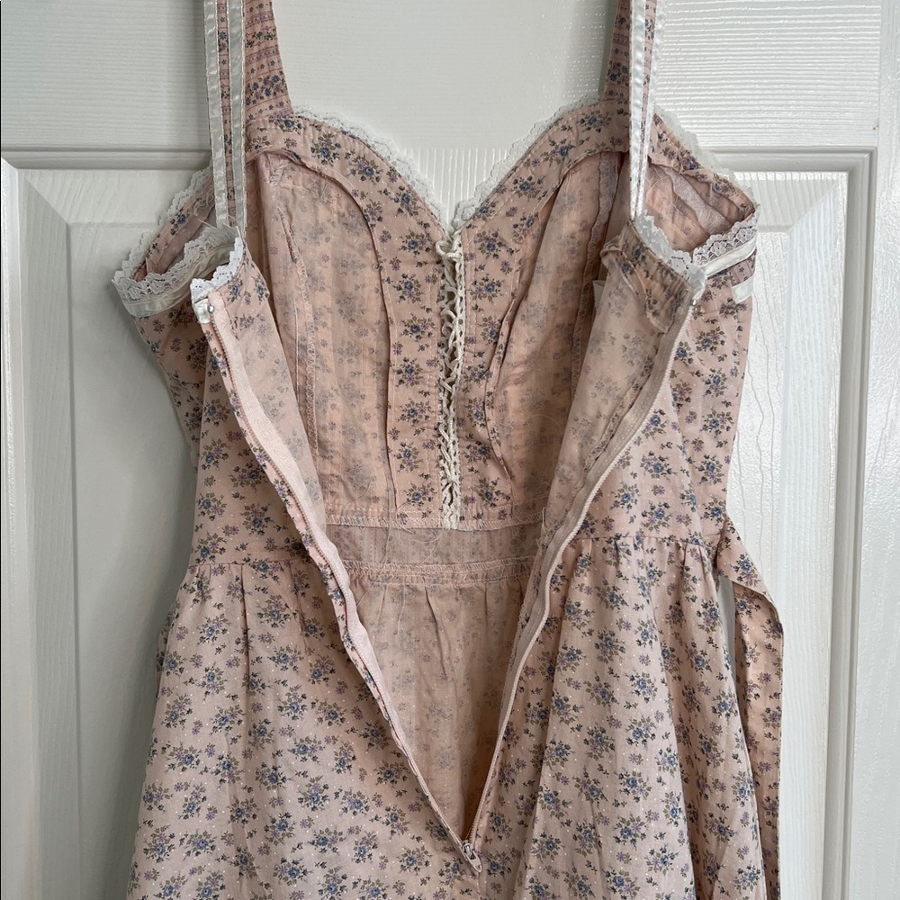 Vintage Gunne Sax lace up sweetheart pink ditzy floral midi dress ribbons & lace - Picture 7 of 10